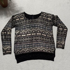 Apple Women's Sweater with Black and Cream Patterns Sz M